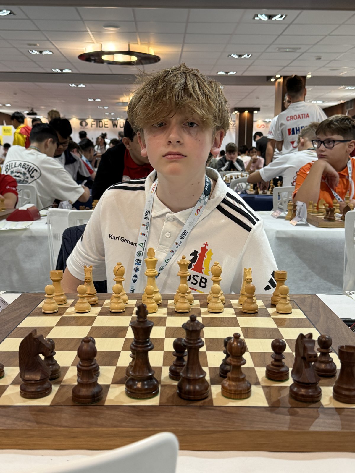 Karl Gersemann am Brett bei der Jugend-WM
